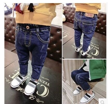 Pantalon garçon vieux ans et demi - Ref 2054345