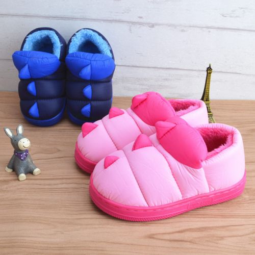 Pantoufles enfants pour hiver - semelle caoutchouc naturel Ref 1005297