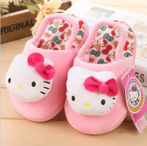 Pantoufles enfants en HELLO KITTY pour hiver - semelle Ref 1006276