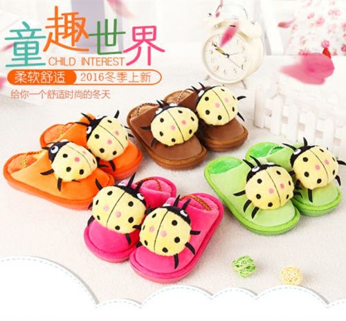 Pantoufles enfants en pour hiver - semelle caoutchouc antidérapant Ref 1006466