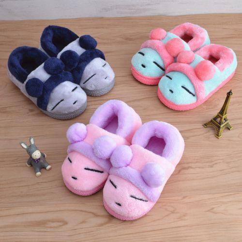 Pantoufles enfants en pour hiver - semelle caoutchouc antidérapant Ref 1006884