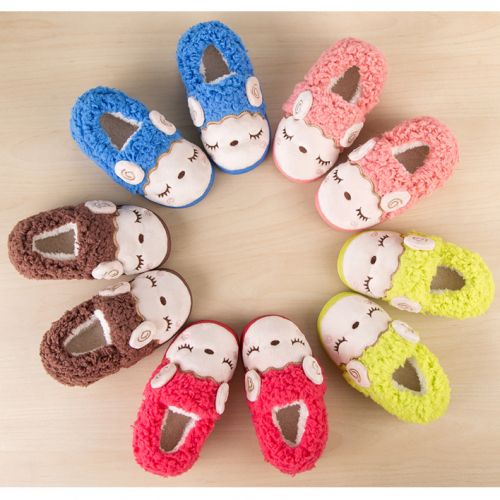 Pantoufles enfants en pour hiver - semelle caoutchouc antidérapant Ref 1008485