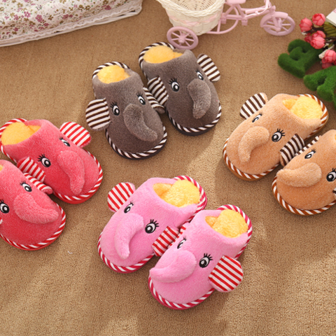 Pantoufles enfants en pour hiver - semelle caoutchouc antidérapant Ref 1009993