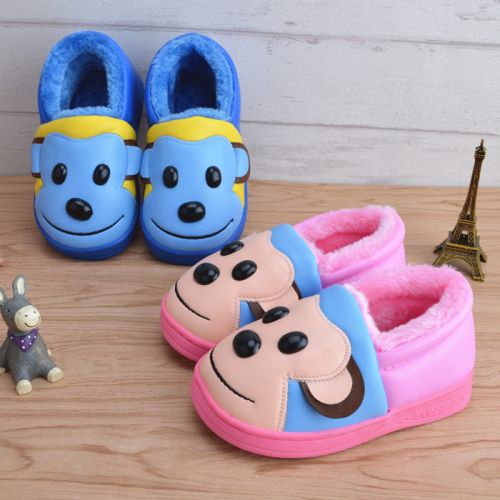 Pantoufles enfants pour hiver - semelle caoutchouc antidérapant Ref 1011140