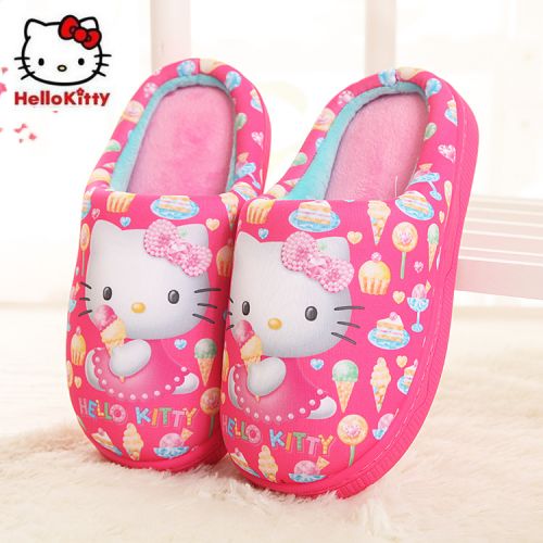 Pantoufles enfants en coton HELLOKITTY pour hiver - semelle caoutchouc antidérapant Ref 1012022