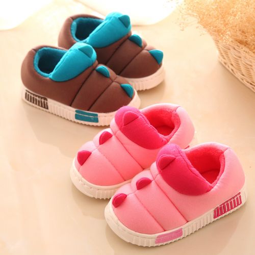 Pantoufles enfants en pour hiver - semelle caoutchouc naturel Ref 1012750