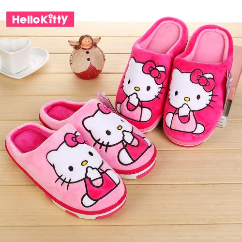 Pantoufles enfants en HELLO KITTY pour hiver - semelle caoutchouc antidérapant Ref 1013193