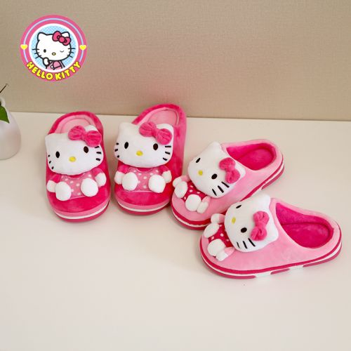 Pantoufles enfants en HELLO KITTY pour hiver - semelle caoutchouc antidérapant Ref 1014366