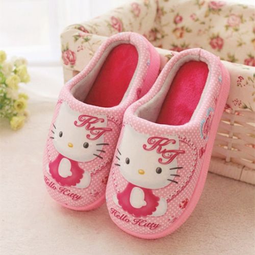 Pantoufles enfants en coton HELLO KITTY pour hiver - semelle plastique Ref 1016882