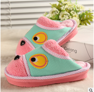 Pantoufles enfants en pour printemps - semelle plastique Ref 1017360