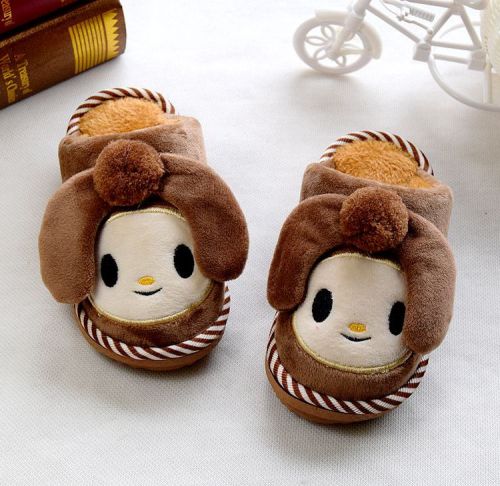 Pantoufles enfants en - semelle caoutchouc antidérapant Ref 1018116