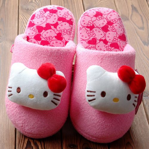 Pantoufles enfants en HELLO KITTY pour hiver - semelle Ref 1018464