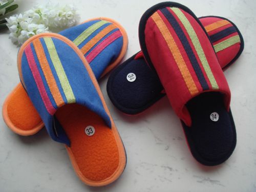 Pantoufles enfants pour printemps - Ref 1026569