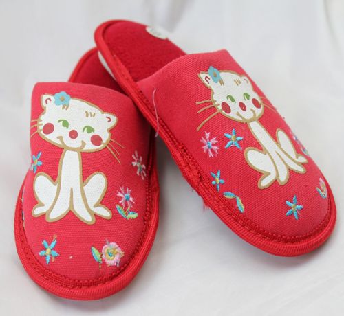 Pantoufles enfants en pour printemps - semelle caoutchouc Ref 1026802