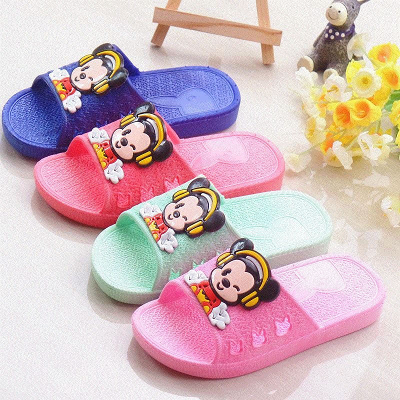 Pantoufles enfants pour été - semelle caoutchouc antidérapant Ref 1026934