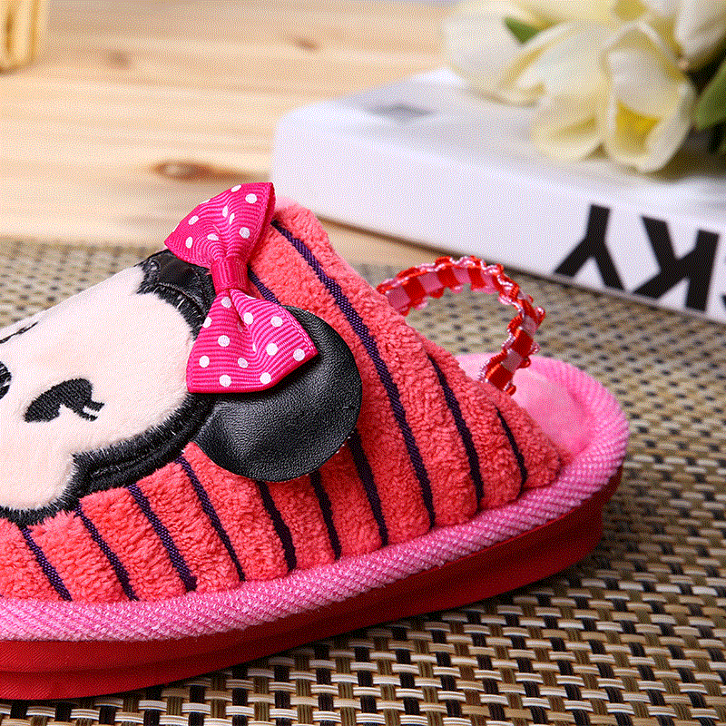 Pantoufles enfants en pour hiver - semelle Ref 1028818