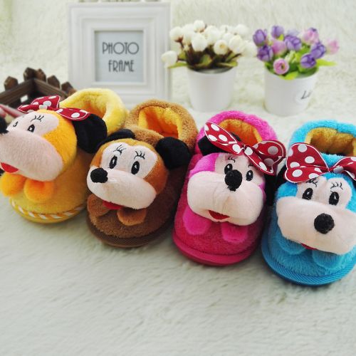 Pantoufles enfants en coton pour hiver - semelle caoutchouc antidérapant Ref 1031143