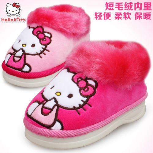 Pantoufles enfants en HELLO KITTY pour hiver - semelle caoutchouc Ref 1033278