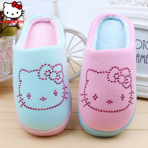 Pantoufles enfants en coton HELLO KITTY pour hiver - semelle Ref 1033290