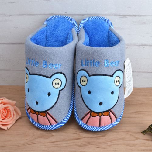 Pantoufles enfants en pour hiver - semelle caoutchouc antidérapant Ref 1035442