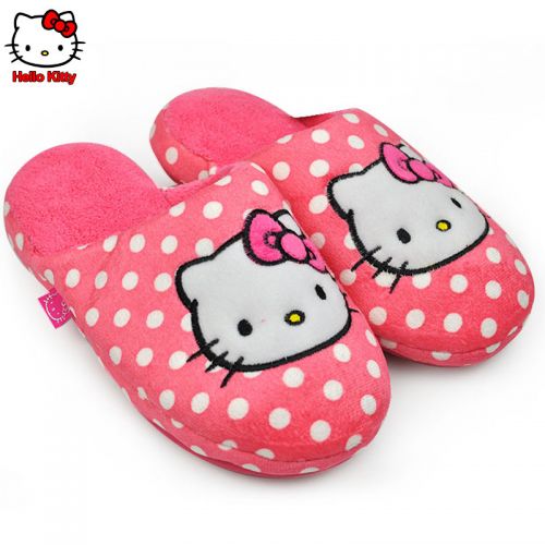 Pantoufles enfants en HELLO KITTY pour hiver - semelle plastique Ref 1036523