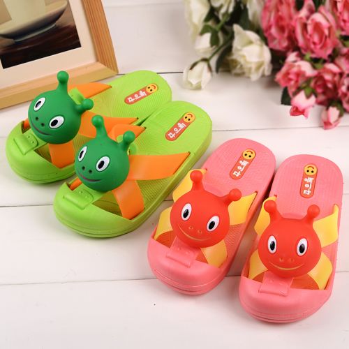 Pantoufles enfants pour hiver - semelle caoutchouc Ref 1036640
