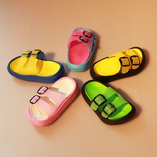 Pantoufles enfants pour été - semelle caoutchouc antidérapant Ref 986035