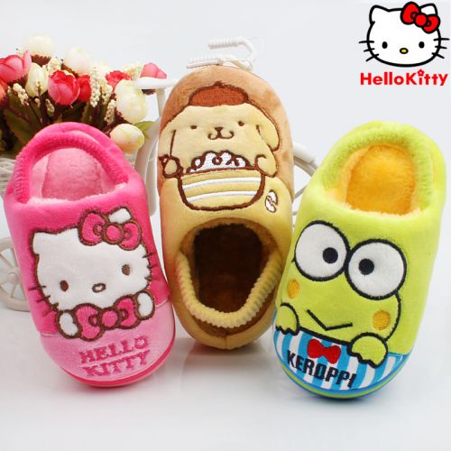 Pantoufles enfants en HELLO KITTY pour hiver - semelle Ref 986220