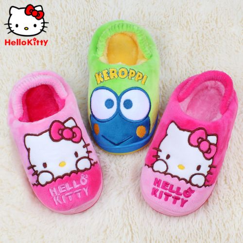 Pantoufles enfants en HELLO KITTY pour hiver - semelle caoutchouc Ref 986501