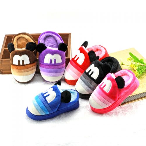 Pantoufles enfants en pour hiver - semelle caoutchouc Ref 986989