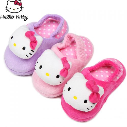Pantoufles enfants en HELLO KITTY pour hiver - semelle plastique Ref 987288