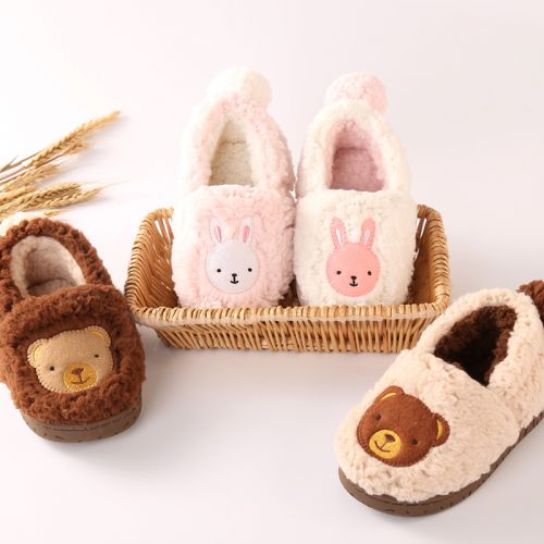 Pantoufles enfants en pour hiver - semelle caoutchouc antidérapant Ref 987320