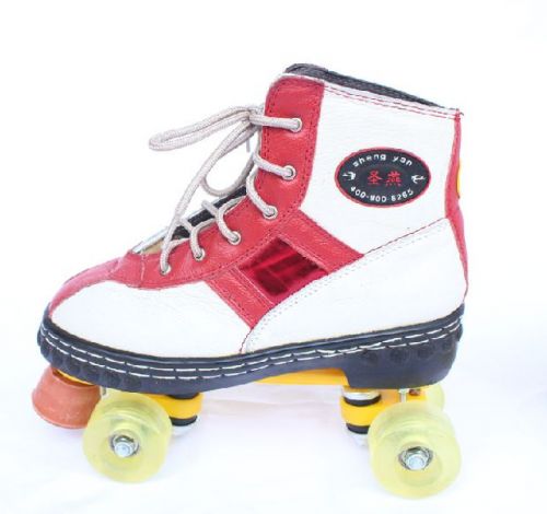 Patins à roulettes            - Ref 2579140