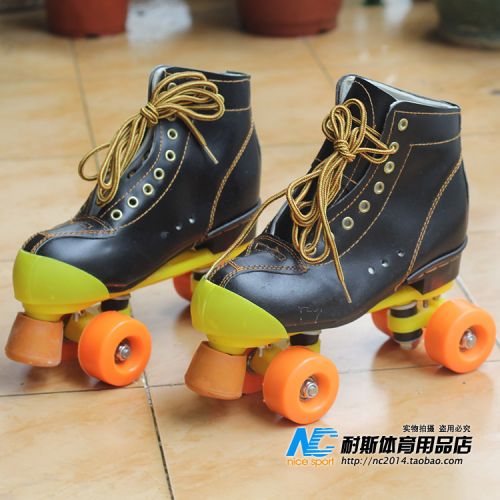 Patins à roulettes - Ref 2586848