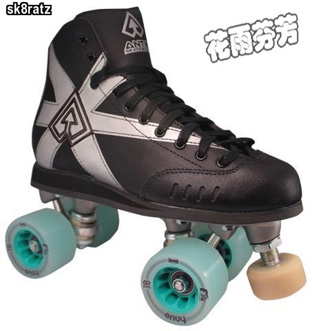 Patins à roulettes - Ref 2587513