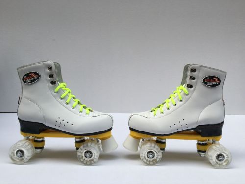 Patins à roulettes      - Ref 2587847