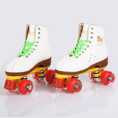 Patins à roulettes      - Ref 2589313