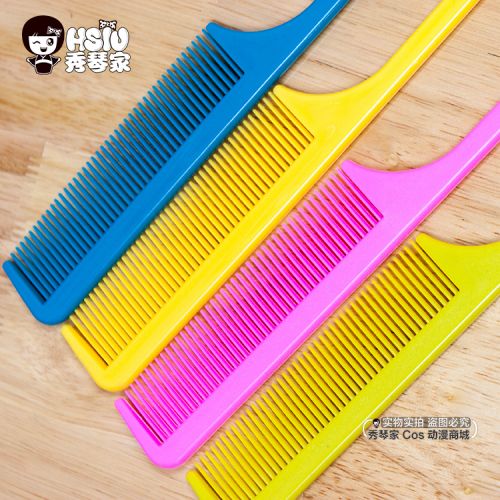 Peigne et brosse a cheveux 257598