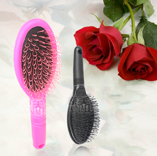 Peigne et brosse à cheveux - Ref 257786