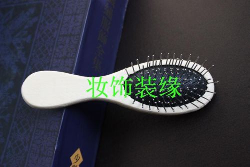 Peigne et brosse à cheveux - Ref 257824