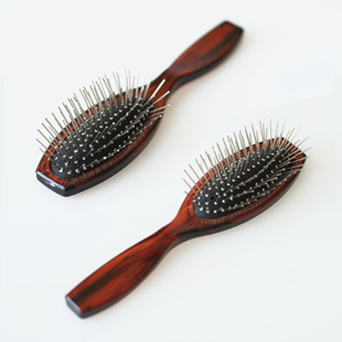 Peigne et brosse à cheveux - Ref 257846