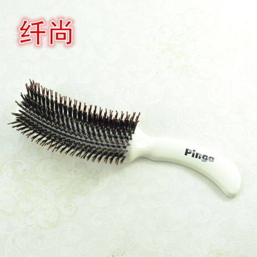 Peigne et brosse à cheveux - Ref 257913