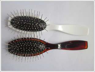 Peigne et brosse à cheveux - Ref 257953