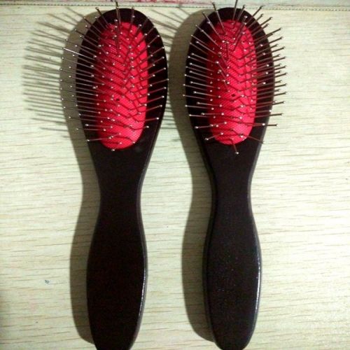 Peigne et brosse a cheveux 258081