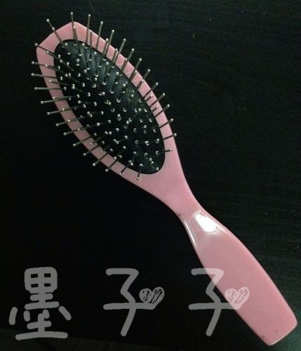 Peigne et brosse à cheveux - Ref 258097