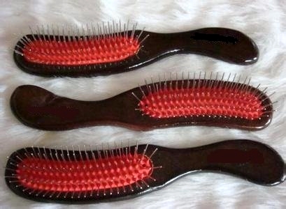 Peigne et brosse à cheveux - Ref 258109