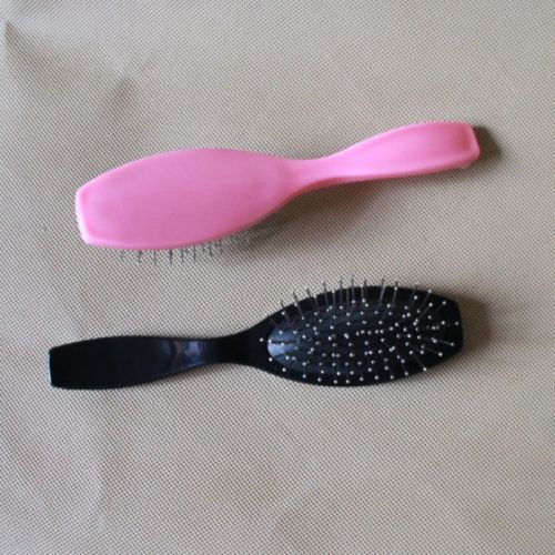 Peigne et brosse à cheveux - Ref 258370