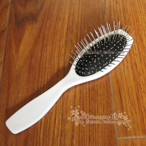 Peigne et brosse à cheveux - Ref 258489