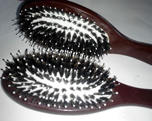 Peigne et brosse à cheveux - Ref 258568