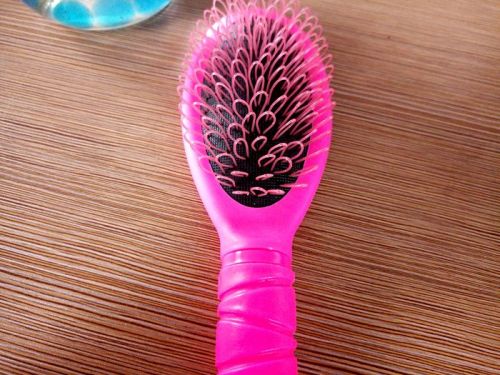 Peigne et brosse à cheveux - Ref 258671